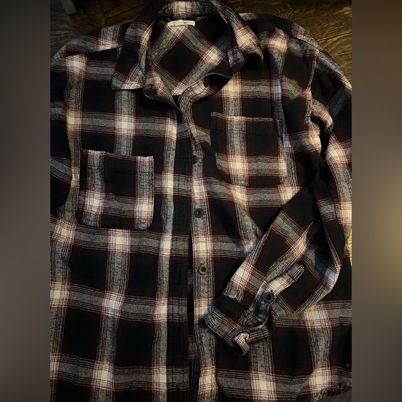 Garage Flannel | Small - Picture 2 of 3